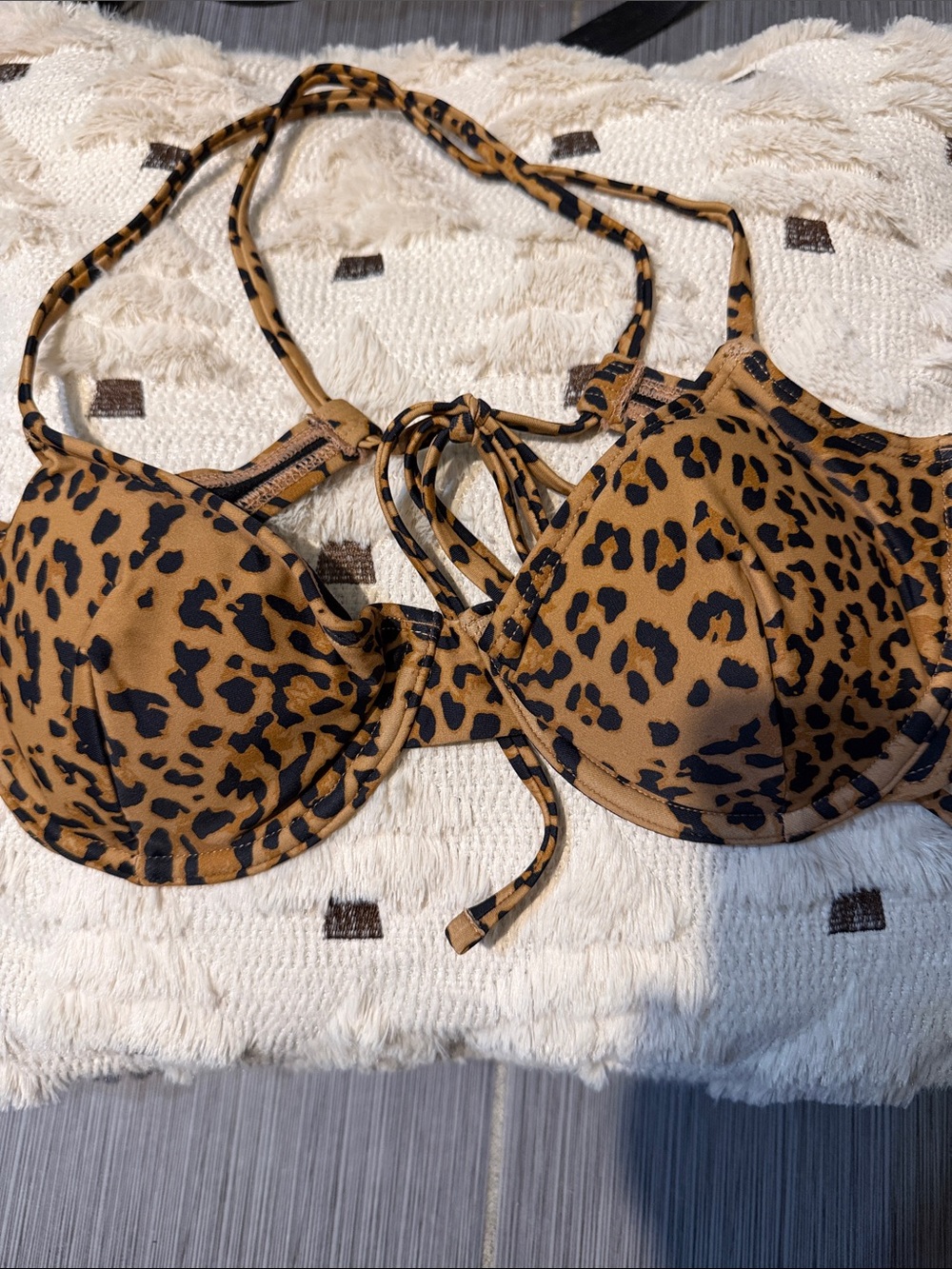 Sports Illustrated Swim Leopard Print Underwire Bikini Top - Brown & Black